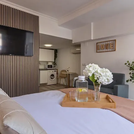 Luxer Holidays דירה